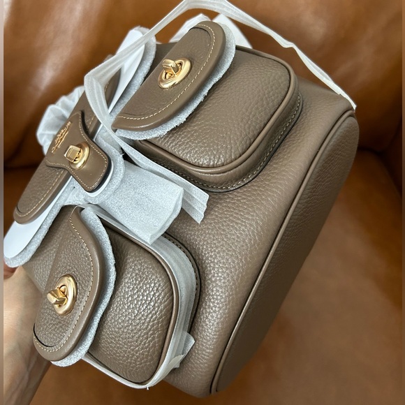 Coach Hadley Backpack - Picture 4 of 12